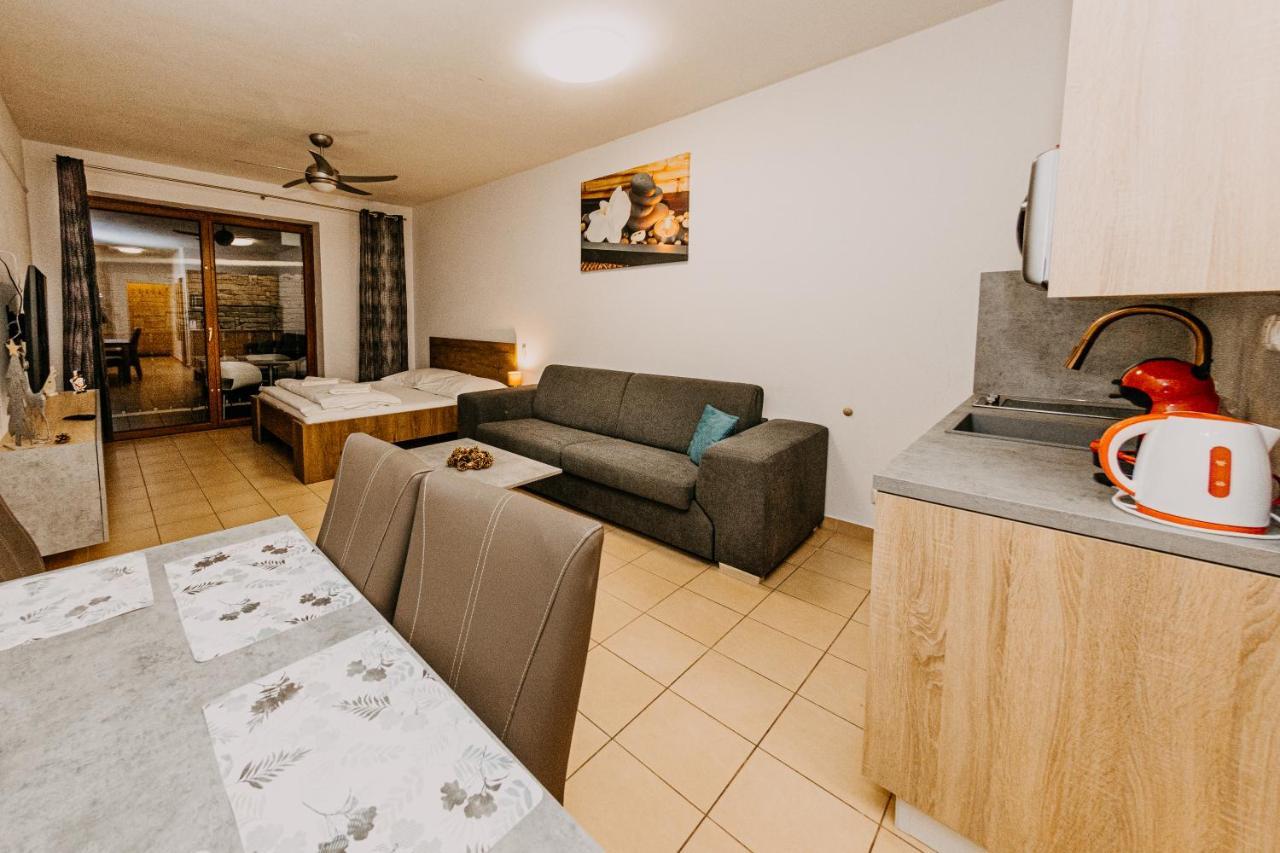 Apartamento Fatrapark 2, Ap217 Ruzomberok Exterior foto